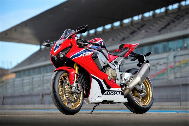 103615_17YM_CBR1000RR_Fireblade_SP.jpg
